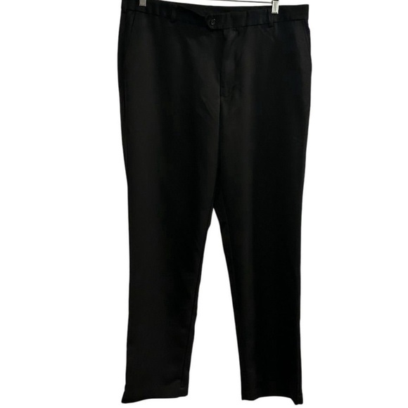 Izod Other - Izod Men's Black Dress Pants Size 38x32 Classic Fit Golf Wear‎